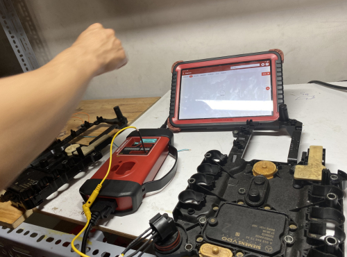 Khóa học cài dặt, đọc nạp ECU - đồng hồ - reset túi khí
